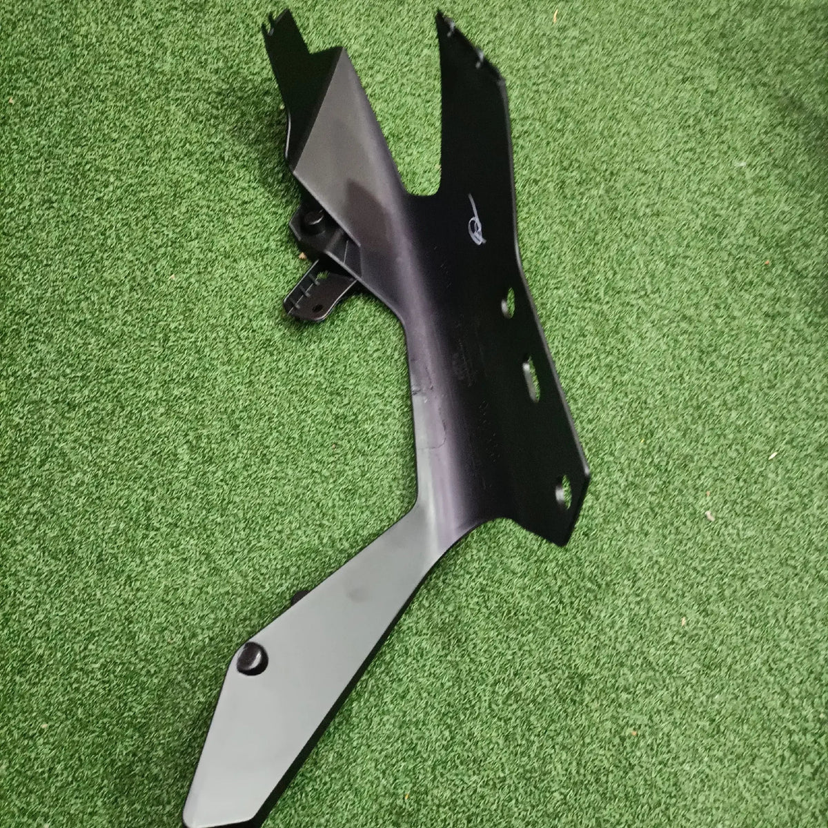 Side Mask Rh Side Rc 390 200 BS3 BS4 56jy154x
