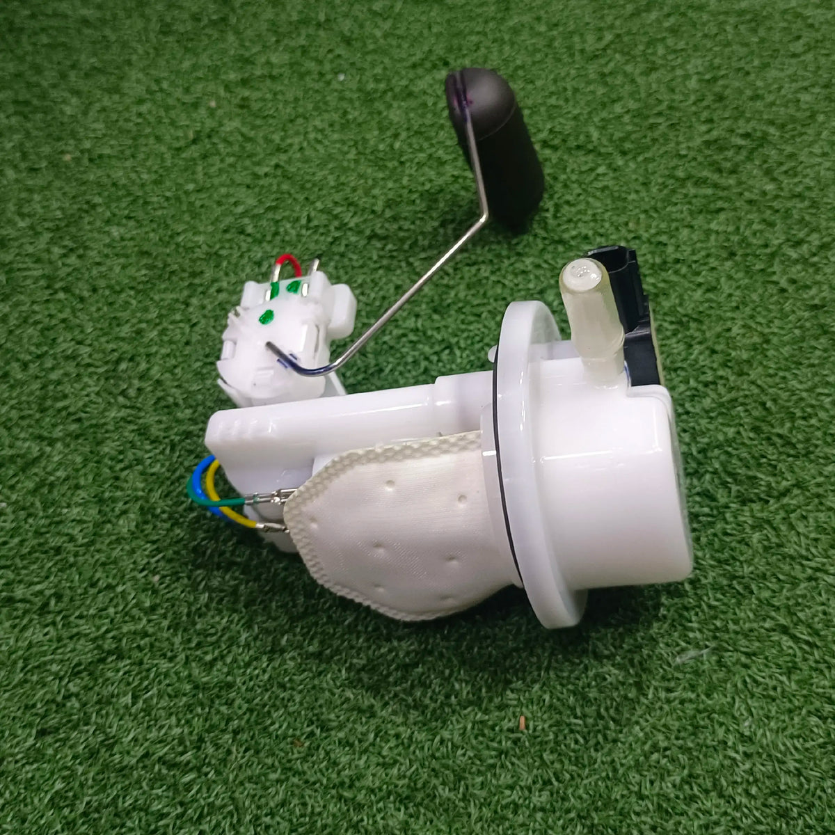 Fuel Pump Assembly For Mt 15 Or R15 V4 Bs6