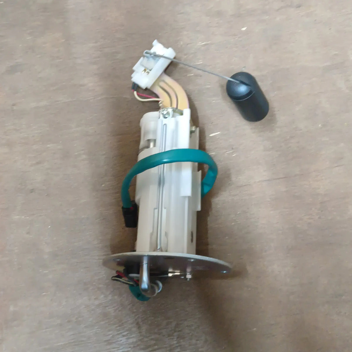 Kawasaki Ninja 650 Zx 10 R fuel pump assembly