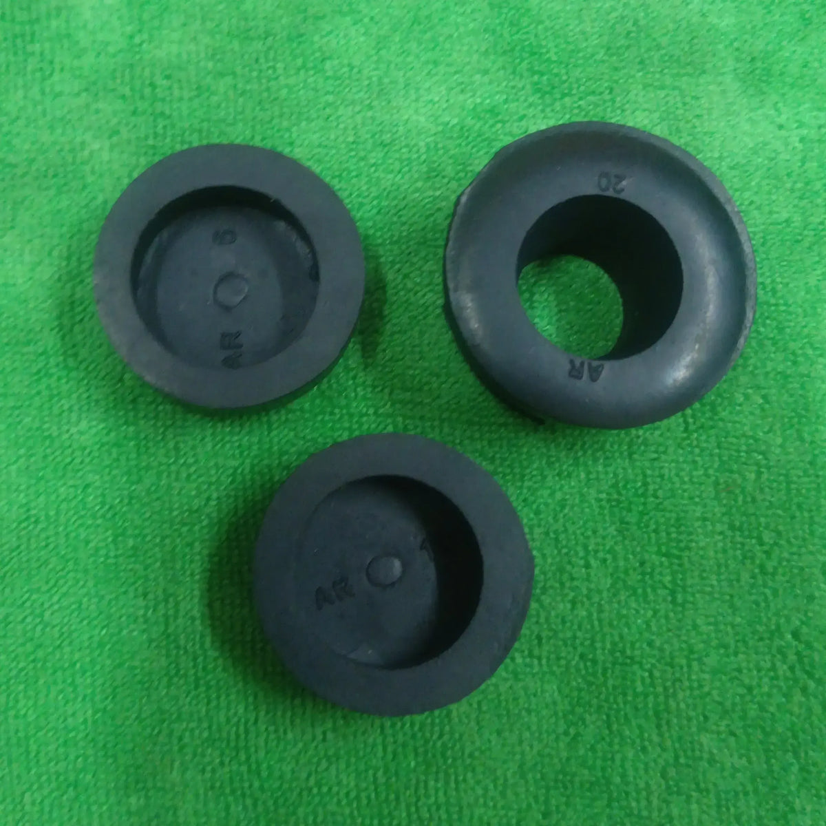 Rubber Kit Petrol Tank For Rx100