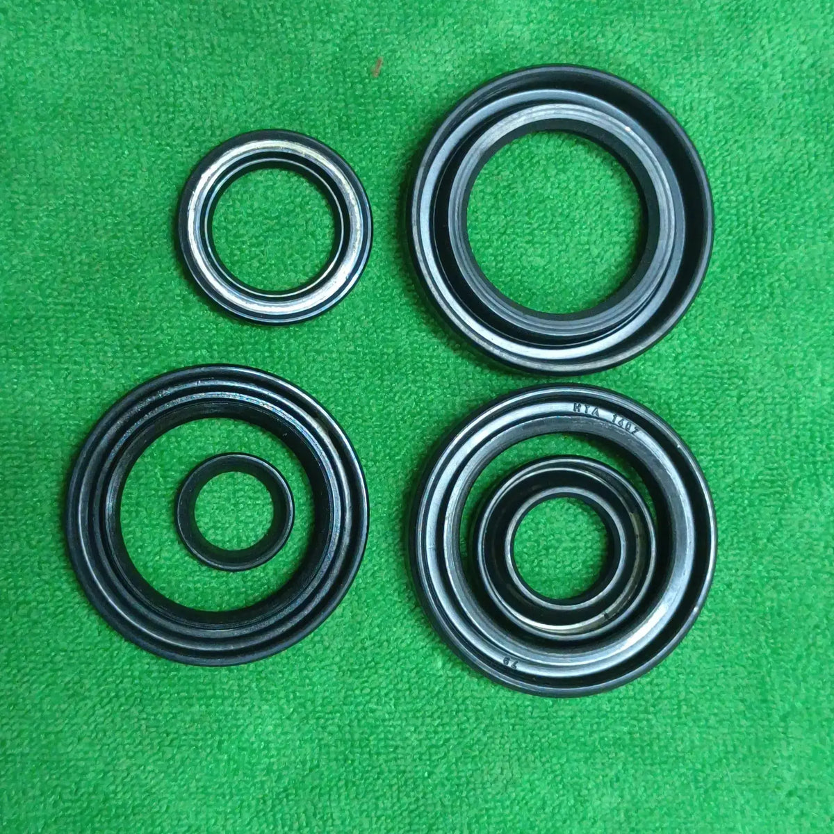 Oil Seal Kit For Rx 100 135 Or Rxz