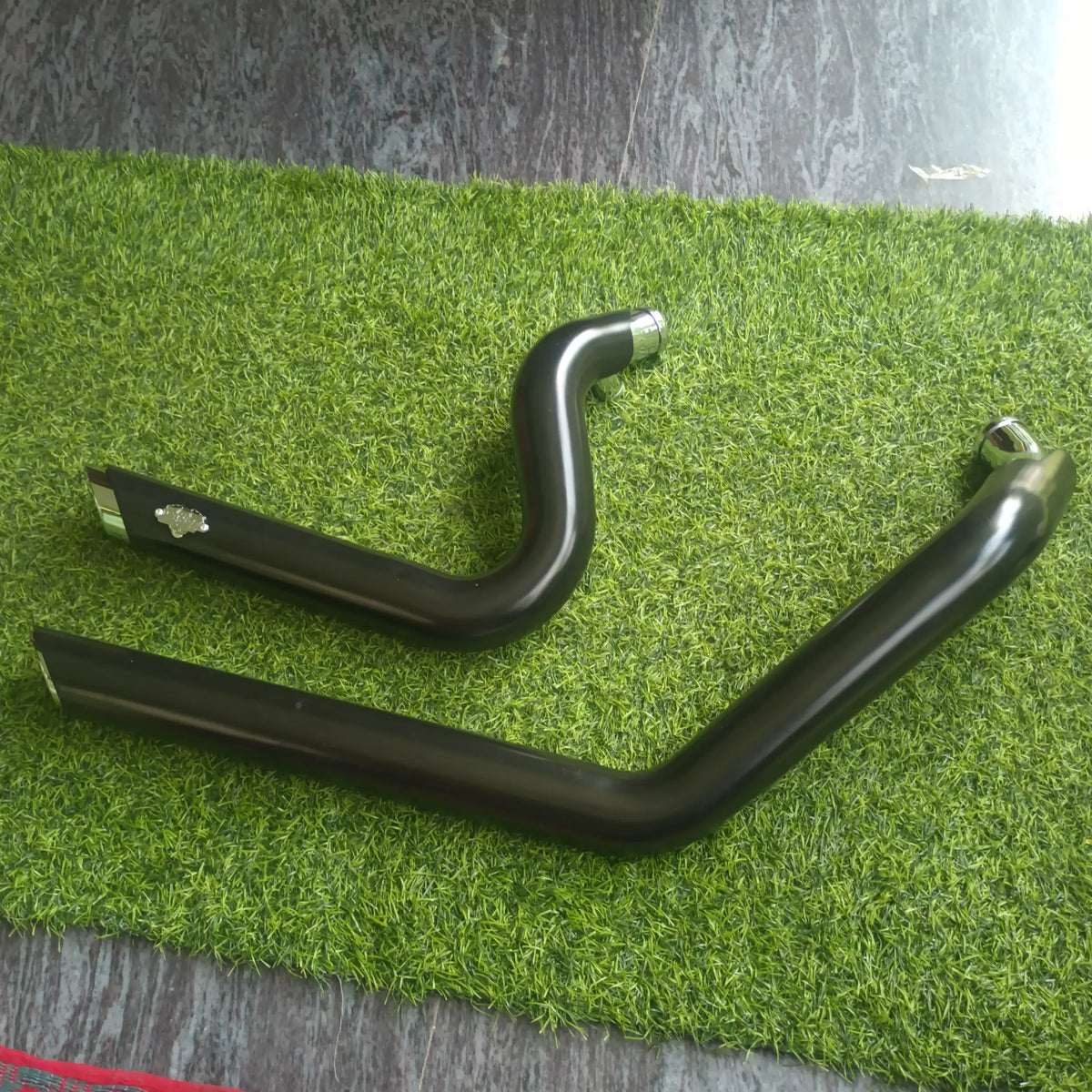 Vance And Hines Shortshots Staggered Exhaust For Harley Davidson iron 883