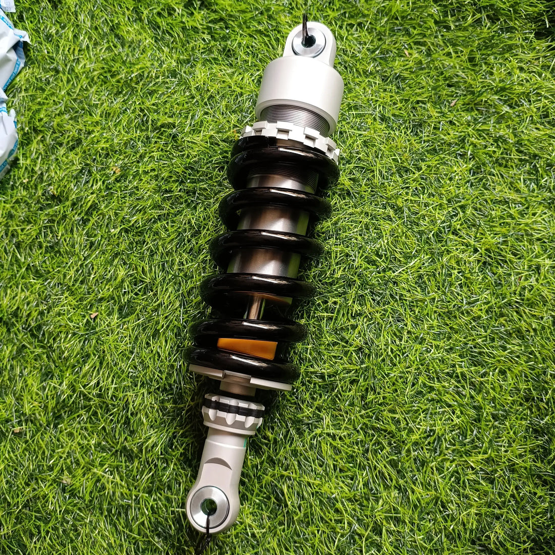 Benelli tnt 600i black mono suspension assembly